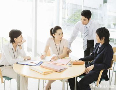 至每一個(gè)通往夢(mèng)想道路上的職場(chǎng)人！